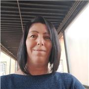 Profesora de español para todas las edades conocimientos en arte y sociedad