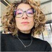 Laureata in Lingue e letterature straniere con tanta voglia di aiutare il prossimo. Sono una persona solare e diligente