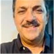 Impartió clases a adultos en gestión empresarial