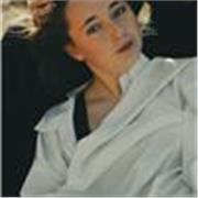 Profesora de arte y dibujo con enfoque creativo para todas las edades y niveles.