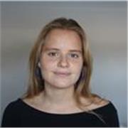 Étudiante à l'ENS propose des cours de langues (anglais, espagnol), lettres, de musique, et d'accompagnement