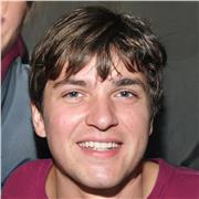 Mathe Master Student gibt Nachhilfe für das Gymnasium