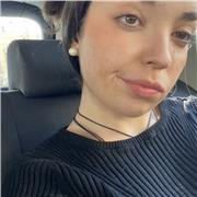 Profesora de inglés apta para dar clases a niños de todas las edades y niveles