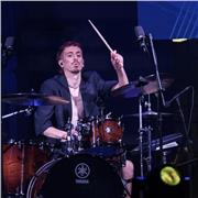 Hi, I’m Nicolae, a drummer and music producer. I offer lessons for entry-level and intermediate students.