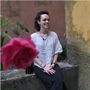 Sono una Designer del prodotto industriale diplomata ad un liceo scientifico tradizionale