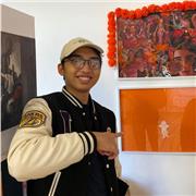 Fluent in English and an expert in Drawing and Design.