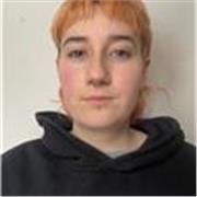 Profesora graduada en Bellas Artes con 3 años de experiencia en clases de dibujo y pintura.