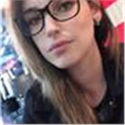 Professora de Inglês on-line, um ano de Brasas