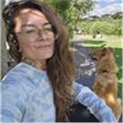 Professora de língua portuguesa e literaturas, para falantes nativos ou estrangeiros