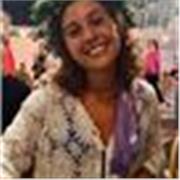 Studentessa universitaria offre lezioni di inglese