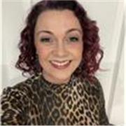 Struggling with focus, stress or motivation? I help you feel calm, clear and in control so you can perform at your best.