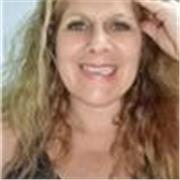 Profesora de Español imparte clases vurtuales