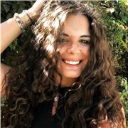 Laureanda in giurisprudenza impartisce lezioni di diritto, italiano, storia, geografia, spagnolo, in zona Pavia. Sono disponibile a spostarmi ma anche a svolgere le lezioni online