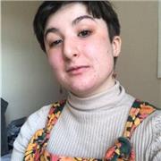 I am a Native English Speaker and a recent English Literature Graduate. I can help with grammar and vocabulary in a friendly way