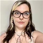 Estudiante de artes y modelismo de indumentaria sin experiencia pero con facilidad para enseñar a los demás. 