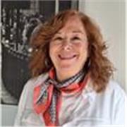 Profesora titulada en inglés con más de 30 años de experiencia. Me apasiona enseñar adultos .