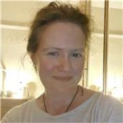 Experienced professional (legal services) offering coaching on leadership skills and development.