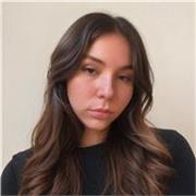 Professora de reforço para ensino fundamento. Nível intermediário de inglês