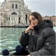 insegnante bilingue (italiano ed inglese) offre lezioni private online 