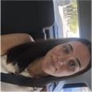 Estudiante universitaria, con recursos y ganas de poder ayudar a niños y niñas del colegio y el instituto.