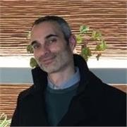 Profesor de instituto con varios años de experiencia.