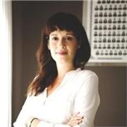 Profesora de apoyo escolar en inglés, francés, italiano y español)