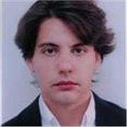 Laureato in Lettere, studente presso il master Luiss Business School Major in Music, offro lezioni di batteria