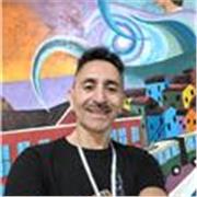 Actor y Director Teatral con formación en Chile y España.
Profesor de primaria con formación en Universidad de Playa Ancha Chile.
