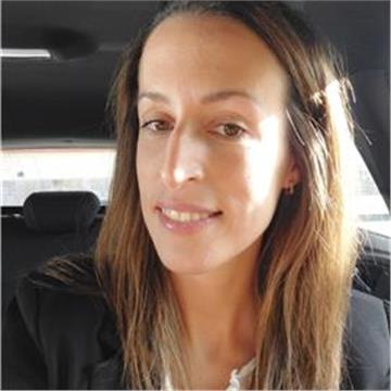 María
