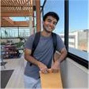 Estudiante de Ingeniería, imparte clases de matemáticas, para los niños que necesitan reforzar