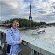 Hi- I’m Miss Tempest! I am a passionate and positive primary teacher. Children enjoy being taught by me and I get great results!