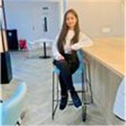 English tutor with patience alongwith good communication skills