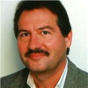 Insegnante Madrelingua impartisce lezioni di tedesco, tutti livelli ed esegue traduzioni e si offre anche come interprete, esperienza piu di 20 anni