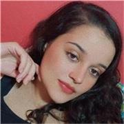 Professora particular de inglês com experiência no ensino de crianças e adolescentes