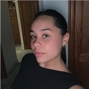 Profesora de niños de infantil y edad 6 años