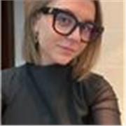 Estudiante de último curso de farmacia con gran conocimiento en bioquímica, biología, química, fisiología y anatomía 