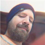 Imparto conocimientos de tecnología básica y avanzada