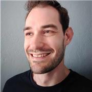 Bilingue anglais de niveau B2/C1 disponible pour vous aider à progresser