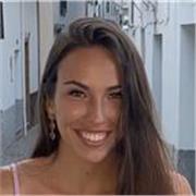 Graduada en Biología apta para dar clases de temáticas científicas en ESO y Bachillerato.