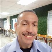 Profesor de Inglés con más de 35 años de experiencia y con la metodología mas eficaz que todas. La primera clase es gratis para que solo puedan sumergirse en la mas sensacional y divertida clase que hayas tenido. Decidete y atrévete a ser bilingue!