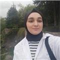 İlkokul ve ortaokul seviyesindeki çocuklarla iletişimim çok kuvvetlidir, bu konuda 2 yıllık bir deneyimim var.