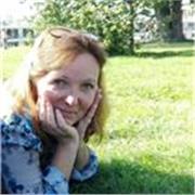 Assistante pédagogique, je donne des cours de soutien en français aux élèves en difficulté. 