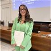 laureanda in servizio sociale impartisce lezioni in tutte le materie per scuola primaria