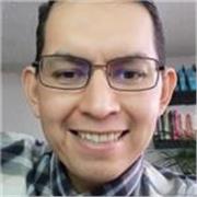 Especialista en Diseño Editorial y Publicidad. Mentoría Práctica en Adobe y Estrategia