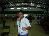 Boxeador retirado de amateur y profesional