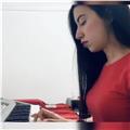 Licenciada en música se ofrece para dar clases de técnica vocal, piano y lenguaje musical
