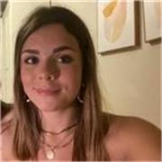 Profesora de apoyo escolar para alumnos de primaria y ESO
