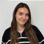 Etudiante en master d'Economie à k'université paris-Dauphine, je donne des cours de maths et SES adaptés à chaque élève
