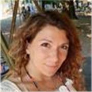 L'unione tra esperienza e passione guida il mio percorso come insegnante. 
