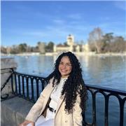 Profesora de Inglés titulada con más de 3 años de experiencia en clases a niños de Primaria y ESO.